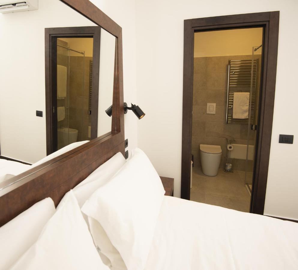 Domus Altana Hotel Napoli Bagian luar foto