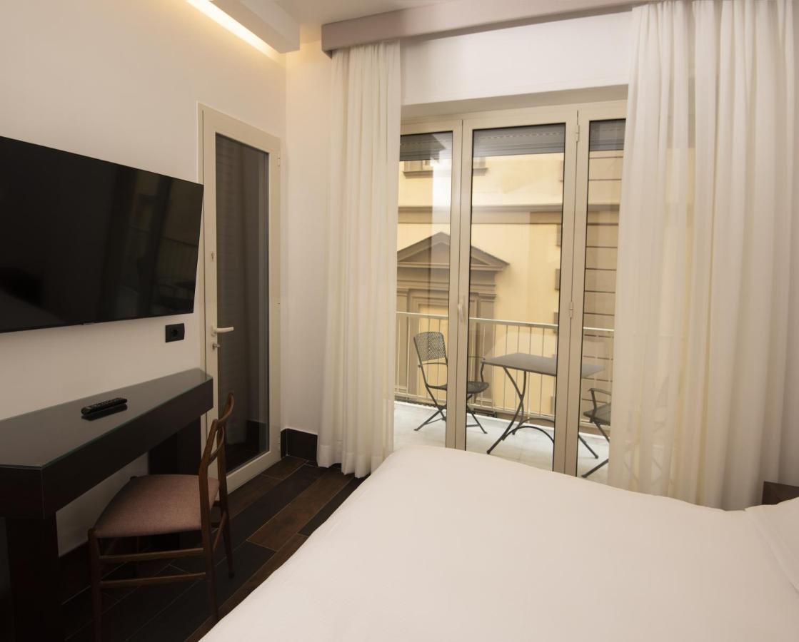 Domus Altana Hotel Napoli Bagian luar foto